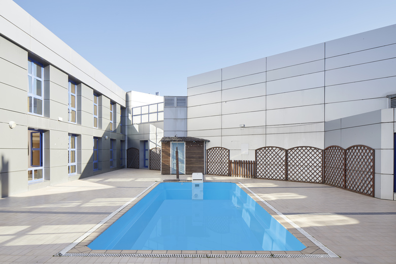 Iraipe Logro�o Hotel