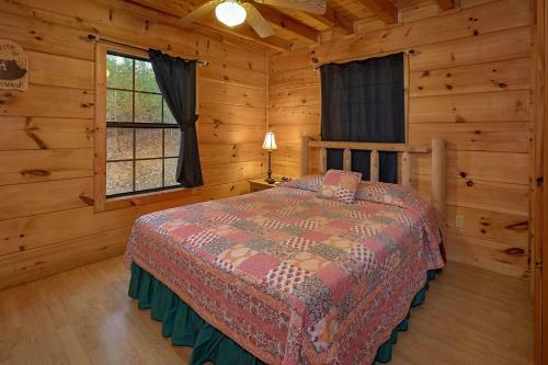 Wet Bear Paws #146 By Aunt Bug's Cabin Rentals