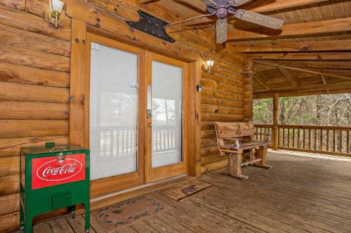 Smoky Bear Lodge With Guest House