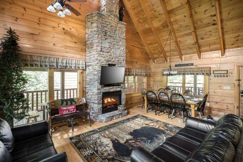 Bear Creek Falls Retreat