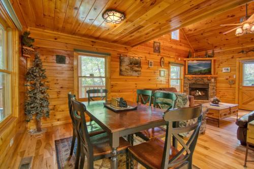 Pine Cove Hideaway #1816 By Aunt Bug's Cabin Rentals