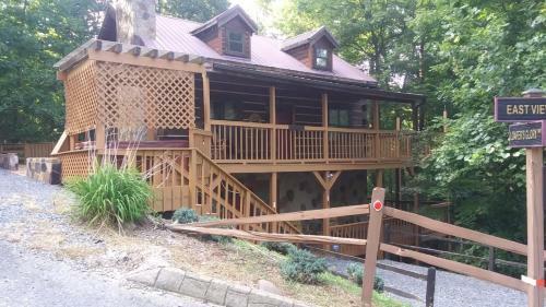 Sunrise Views Cabin