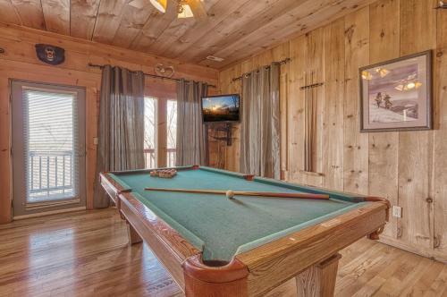 Indian Summer Cabin