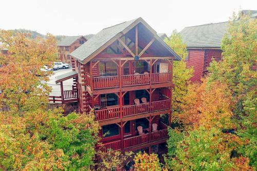 Mountain Dreams - Spacious Retreat With Views