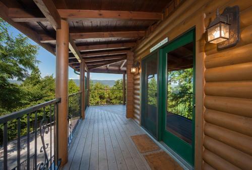 Big Bear Lodge Holiday Home