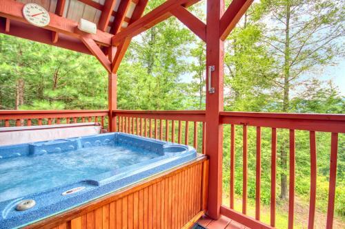 Wow !! What A Cabin #255 By Aunt Bug's Cabin Rentals