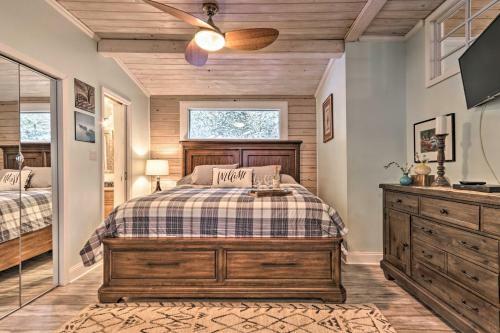 Serene Riverfront Hideaway, 3 Mi To Caverns!