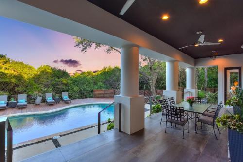 The Arrive Skyline View Estate Home
