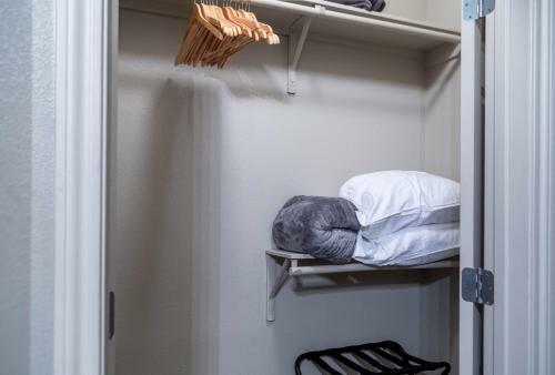 Apartamento Chic West Campus Apts By Wanderjaunt