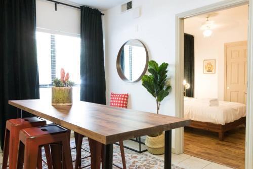 Apartamento Chic West Campus Apts By Wanderjaunt