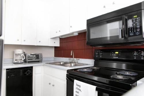 Wanderjaunt - Apartments In Central Austin