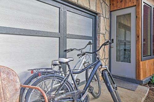 Retro Updated Blanco Abode Steps To Main St