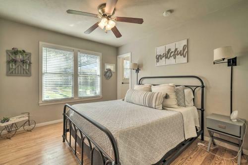 Brenham Bungalow With Yard, 1 Mi To Downtown!
