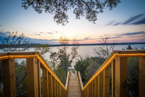 Cliff House At Canyon Lake Home
