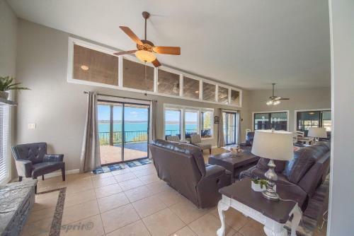 Our Lake View Cl 1683 Home