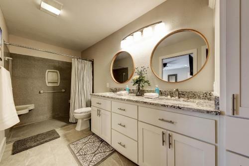 High Bluff Lodge Home