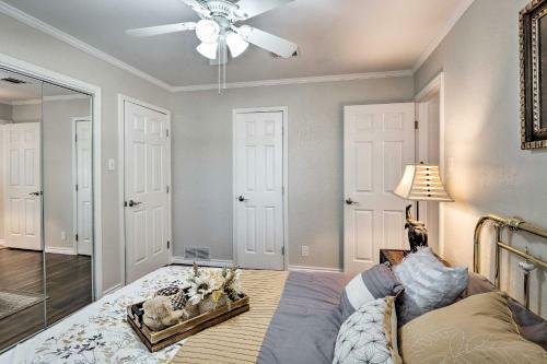 New! Austin-area Home With Large Private Yard And Deck
