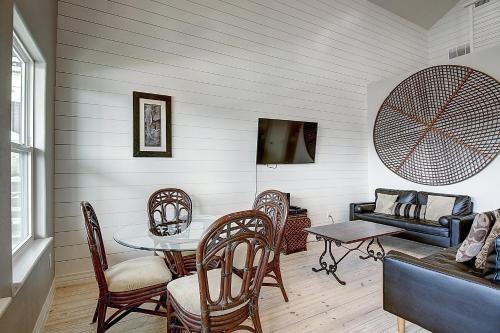 The Pintail Lv141 Home