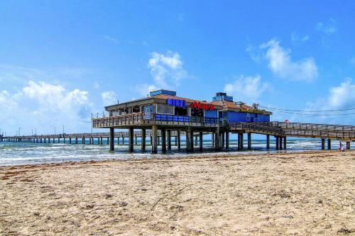 Beach Way 15245