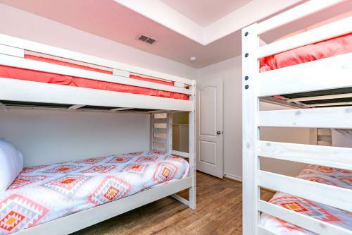 Midnight Bay Retreat Unit A By Padre Escapes