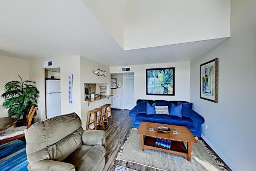 Waterfront Getaway On Laguna Madre - Pool & Dock Townhouse
