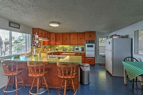 Waterfront Lake Worth Escape With Private Dock And Patio