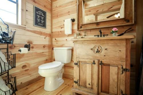 God's Country Cabins - Mercy