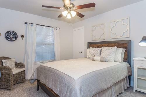 Fredericksburg Fun All 4 Units Apts