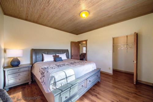 Pecan Farm Haus Cottage