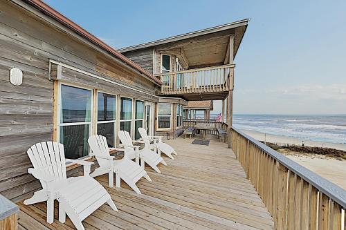 Exquisite Gulf-front Home With Steps To Beach Home
