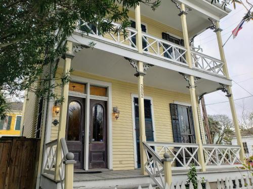 1886 Victorian Home
