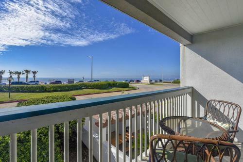 Casa Del Mar Beachfront By Ryson Vacation Rentals
