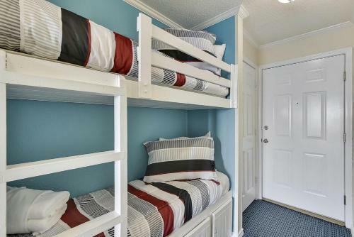 Casa Del Mar Beachfront By Ryson Vacation Rentals