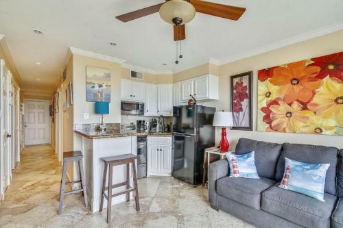 Casa Del Mar Beachfront By Ryson Vacation Rentals