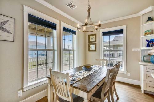 Sunset Paradise By Ryson Vacation Rentals
