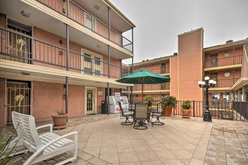 Apartamento Updated Galveston Condo Walk To 61st St Pier