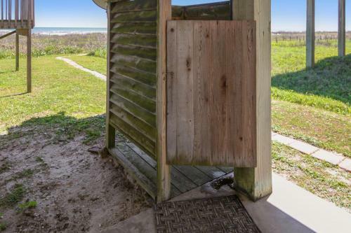 Barefoot Pelican By Ryson Vacation Rentals