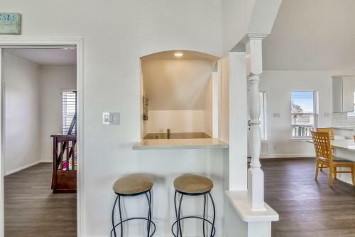 Kahala Beachfront By Ryson Vacation Rentals