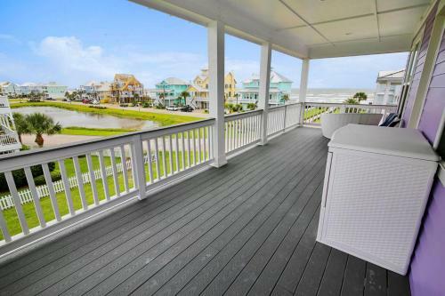 The Conch Castle By Ryson Vacation Rentals