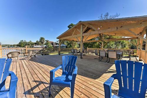 New Riverfront Cedar Cabin- Private Beach And Dock!