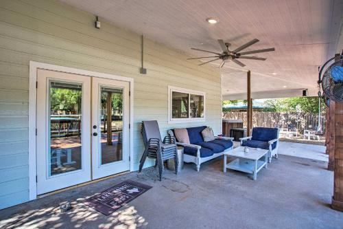 Waterfront Granbury Home Hot Tub And Boat Dock