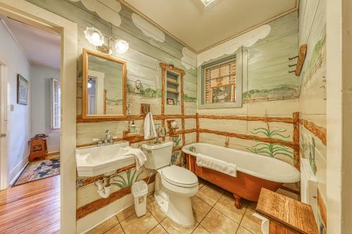 Bumblebee Lodge