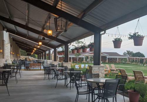 Hotel Carter Creek Winery Resort & Spa