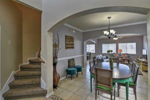 Houston Home With Yard Ideal For All Age Groups