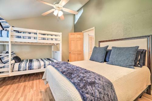 Lakefront Montgomery Home With Porch And Dock!