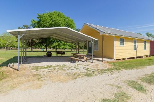 Sunflower Cabin Rr9122sf Home