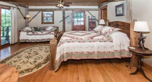 Wolf Creek Guest Ranch Cabin