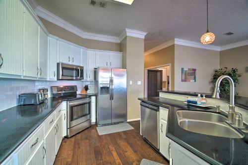 Waterfront Lake Conroe Home With Dock And Decks!