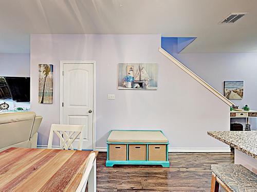 Sandy Retreat Condo
