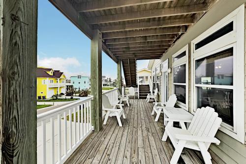 New Listing! Coastal Haven With Observation Deck Home